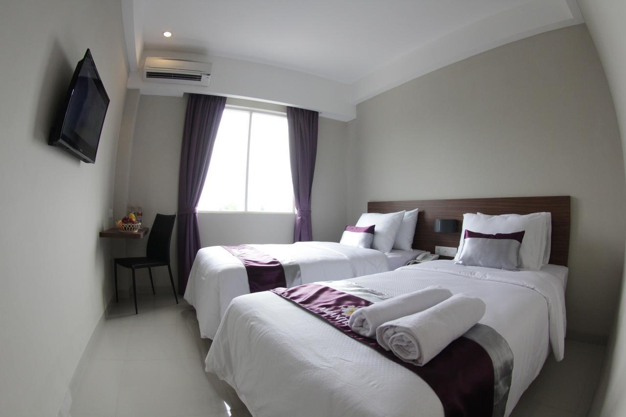 Amantis Hotel Demak Zimmer foto