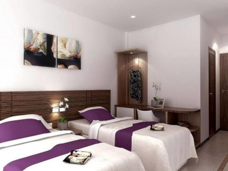 Amantis Hotel Demak Exterior foto
